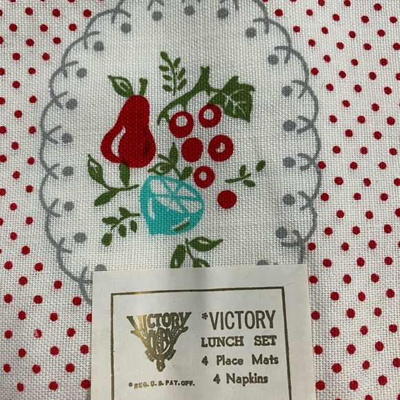 Kitchen Vintage Victory Lunch Set W 4 Placematsnapkins Poshmark